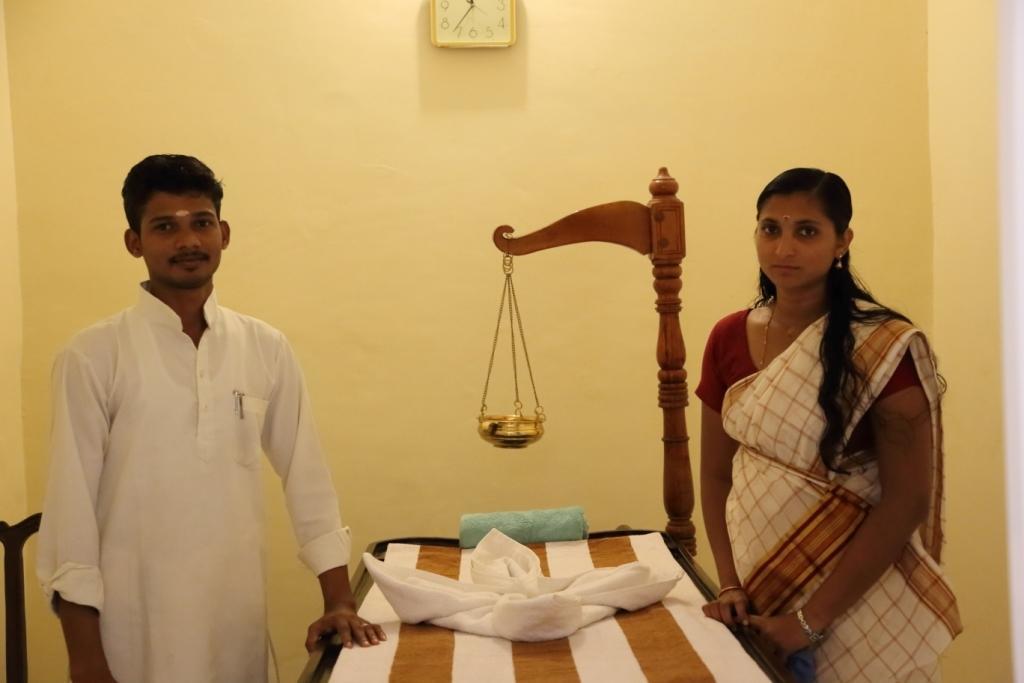 V Resorts Rajmahal Orchha Bagian luar foto