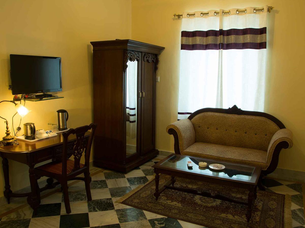 V Resorts Rajmahal Orchha Bagian luar foto
